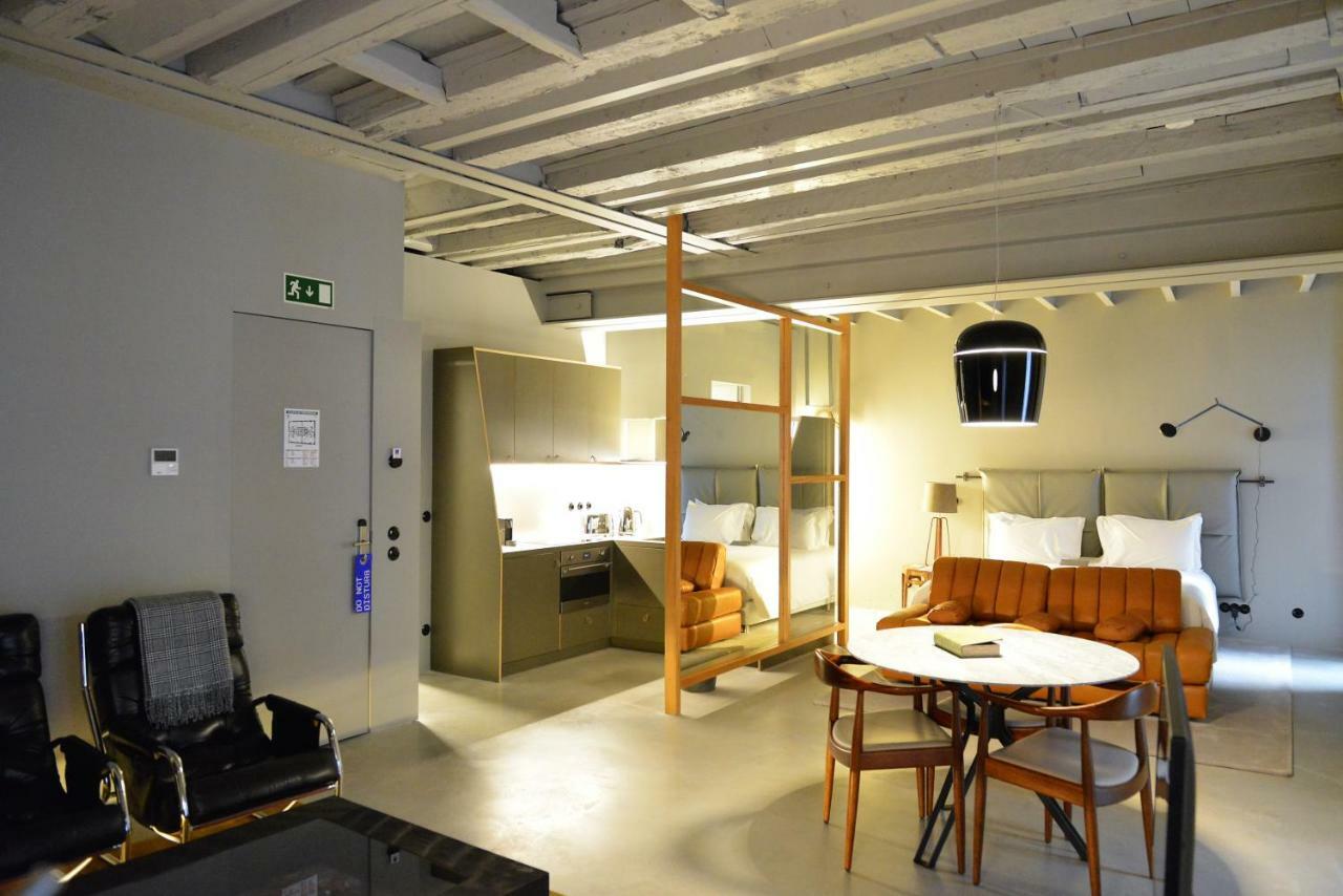 Raw Culture Art & Lofts Bairro Alto 5* Lisbon